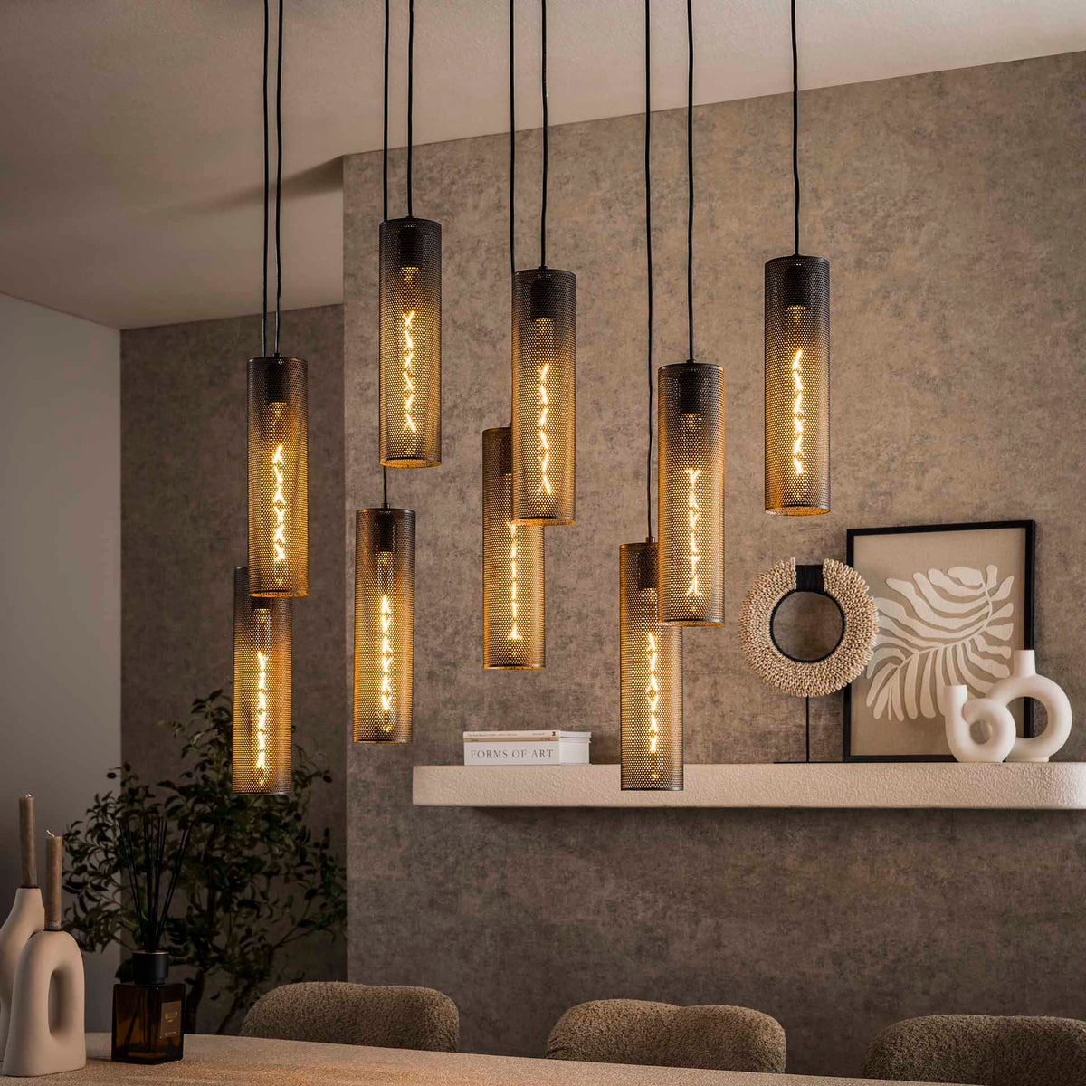 Se Pipe - Loftlampe med ni metalrør i artic sort Levering med pære(r) ❤ Kæmpe udvalg i 3-nordic - Køb online på udsalg og tilbud lige nu ❤ Super billig fragt og lynhurtig levering - Varenummer: 3-nordic-8376-7106 og barcode / Ean: på lager - Udsalg på Lamper - Loftlamper - pendler - Langbordspendler Spar helt op til 79% - Over 739 kendte brands på udsalg