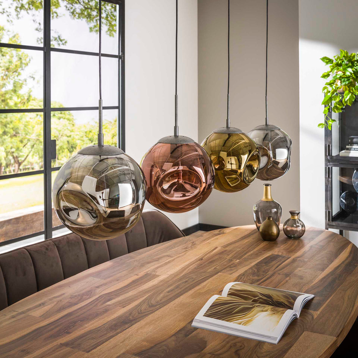 Se Estrella - Loftlampe i patineret metal og fire glaskupler Levering med pære(r) ❤ Kæmpe udvalg i 3-nordic - Køb online på udsalg og tilbud lige nu ❤ Billig fragt • Hurtig levering - Varenummer: 3-nordic-3797-5680 og barcode / Ean: på lager - Udsalg på Lamper - Loftlamper - pendler - Langbordspendler Store besparelser – op til 67% - Shop over 2.281 kendte brands på udsalg