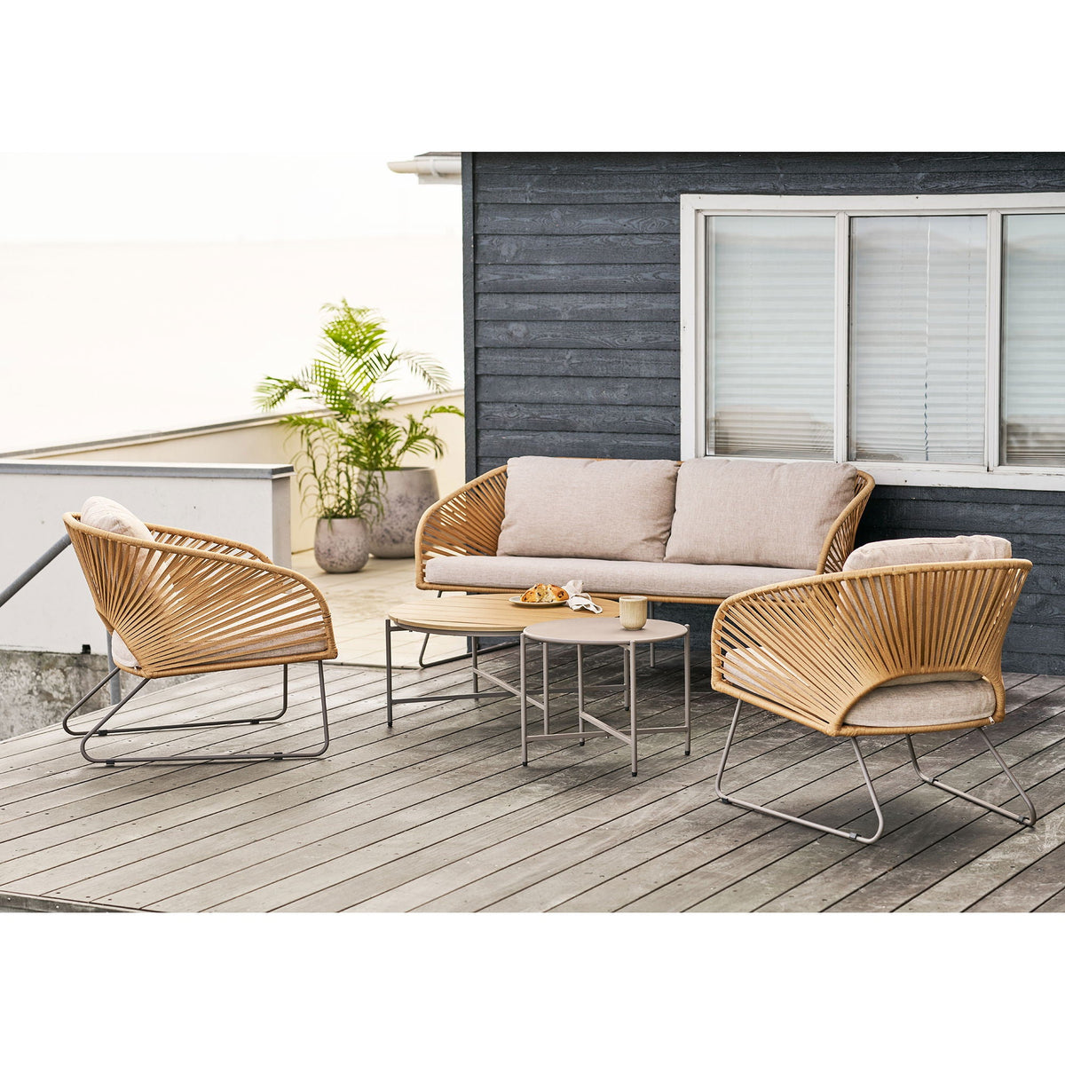 Se House Nordic - Novella Loungesæt, Stål, Sand, Beige, inkl. hynder ❤ Kæmpe udvalg i House Nordic - Køb online på udsalg og tilbud lige nu ❤ Hurtig levering til lave fragtpriser - Varenummer: Bolig&Haven-50242388689226 og barcode / Ean: 5713917034833 på lager - Udsalg på Spar stort – op til 71% - Over 2.739 brands med kæmpe udsalg