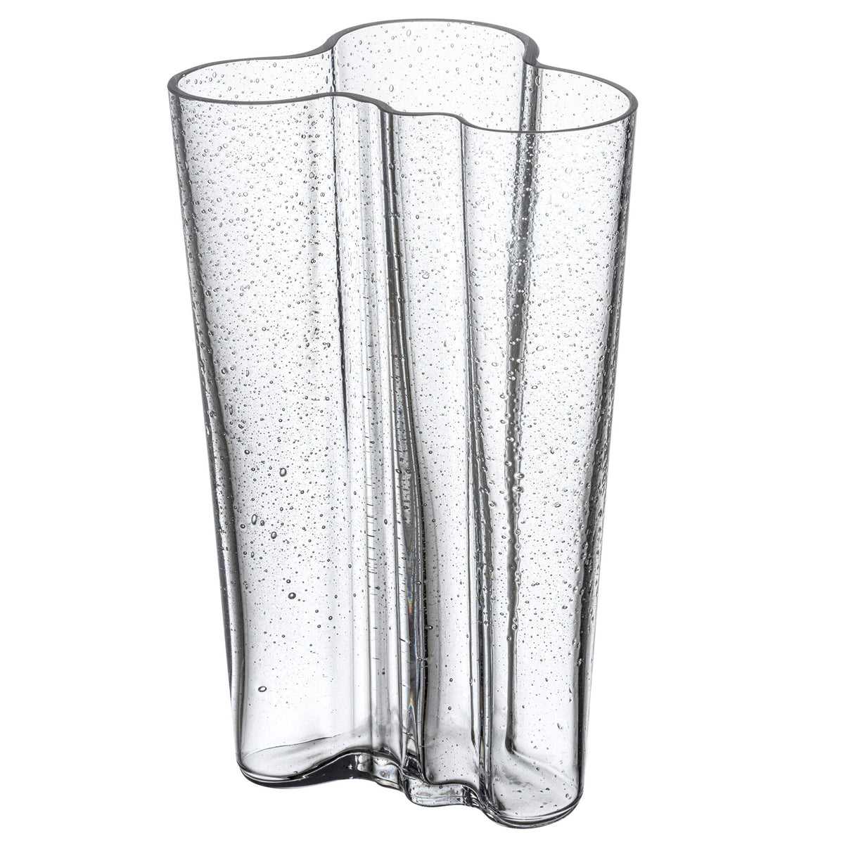 Klar Aalto-vase i bubbelglas på 20 cm fra Iittala med indkapslede luftbobler