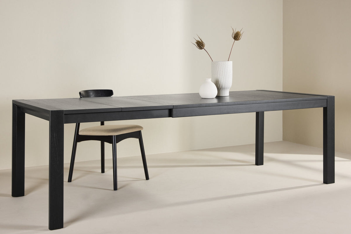 Se Vind - Slider - Spisebord i sortlakeret eg - 170/250Ã95Ã75 cm ❤ Kæmpe udvalg i Vind - Køb online på udsalg og tilbud lige nu ❤ Billig fragt • Hurtig levering - Varenummer: Bolig&Haven-52765735387466 og barcode / Ean: 7340220849267 på lager - Udsalg på Op til 61% rabat - Mere end 1.329 populære mærker på udsalg