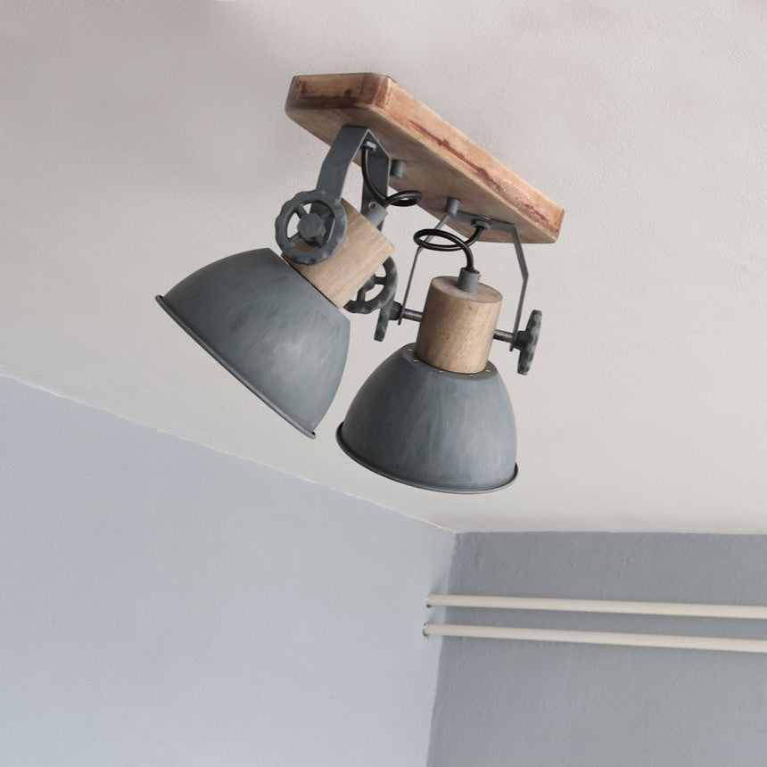 Se Bates - spotlampe med to skærme i fem forskellige finish Metal - grå ❤ Kæmpe udvalg i 3-nordic - Køb online på udsalg og tilbud lige nu ❤ Meget billig fragt og hurtig levering - Varenummer: 3-nordic-4184-6057 og barcode / Ean: på lager - Udsalg på Lamper - Spotlamper Få op til 63% i rabat - Find over 1.798 brands på udsalg