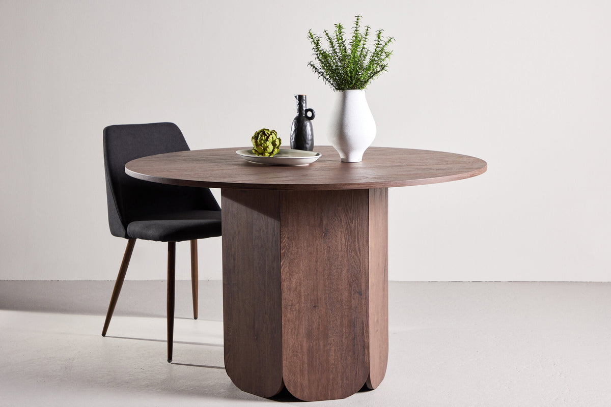 Se Venture Home - Tekla - rundt spisebord i mocca MDF - Ø120x75 cm ❤ Kæmpe udvalg i Venture Home - Køb online på udsalg og tilbud lige nu ❤ Billig fragt • Hurtig levering - Varenummer: Bolig&Haven-52765748887882 og barcode / Ean: 7340220846655 på lager - Udsalg på Spar stort – op til 59% - Eksklusivt udsalg på over 2.739 brands