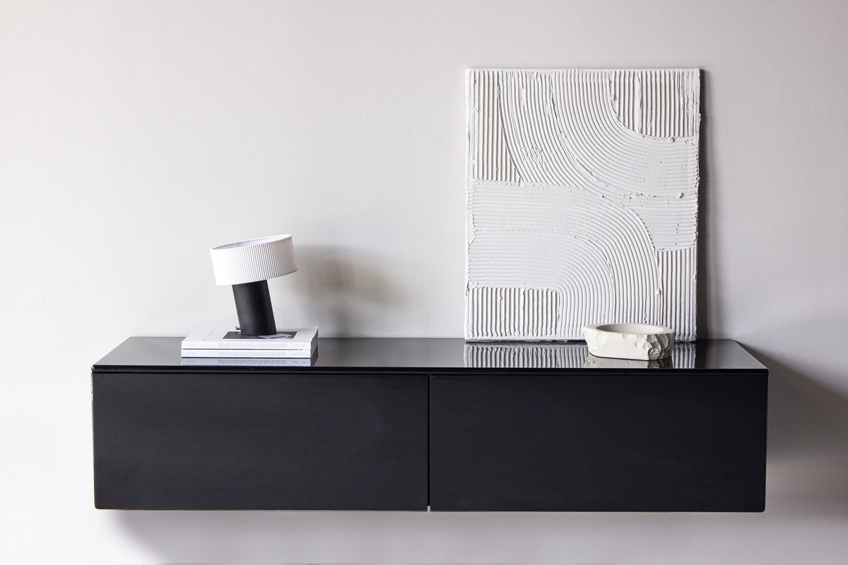 Se Venture Home Fristad - TV-bord med blank sort finish - 160Ã45Ã35 cm ❤ Kæmpe udvalg i Venture Home - Køb online på udsalg og tilbud lige nu ❤ Billig fragt • Hurtig levering - Varenummer: Bolig&Haven-52765741711690 og barcode / Ean: 7340220846747 på lager - Udsalg på Få op til 63% i rabat - Find over 1.798 brands på udsalg