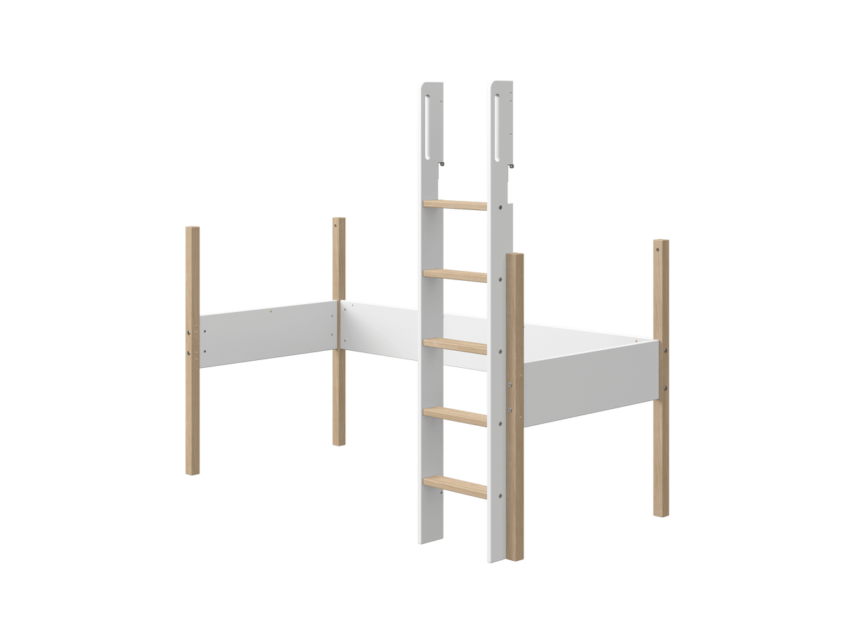 Flexa Nor ombygningssæt med stige, ben og sengegavle i hvid og eg til højseng