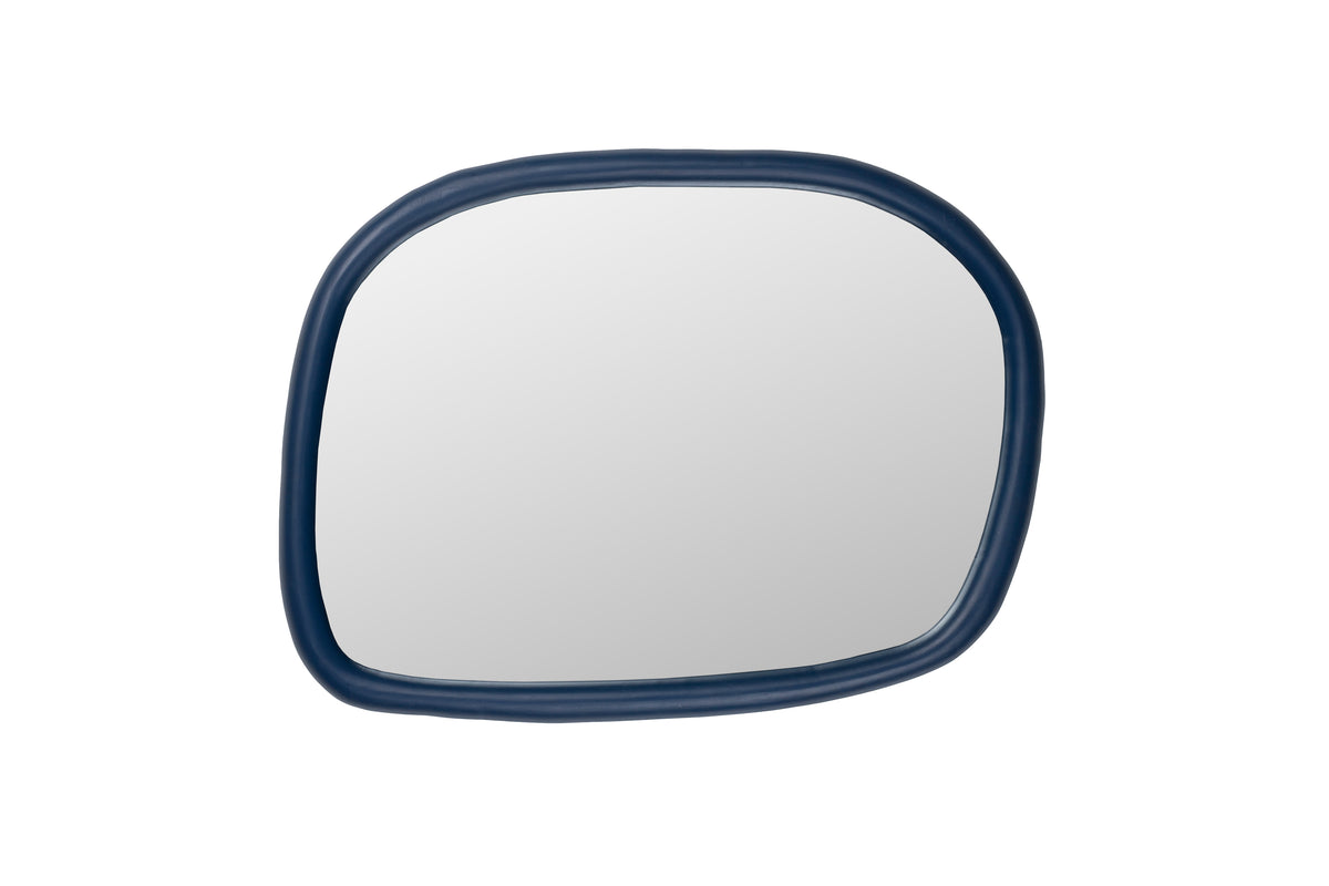 Se ZUIVER Looks M vægspejl, organisk - spejlglas og navy blå mangotræ (70x55) ❤ Kæmpe udvalg i Zuiver - Køb online på udsalg og tilbud lige nu ❤ Meget billig fragt og hurtig levering - Varenummer: Boboonline-113468 og barcode / Ean: 8718548084698 på lager - Udsalg på Interiør,Spejle,Vægspejle Store besparelser – op til 67% - Udsalg på mere end 2.281 populære mærker