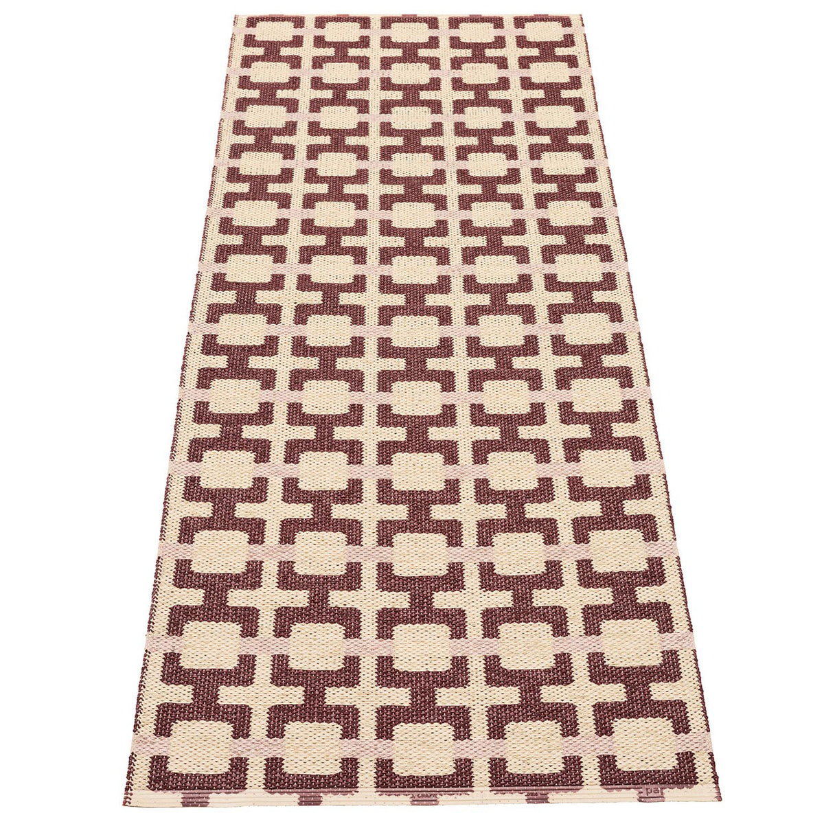 Pappelina Tom gulvtæppe 180 × 70 cm med geometrisk mønster i burgundy, cream og rose