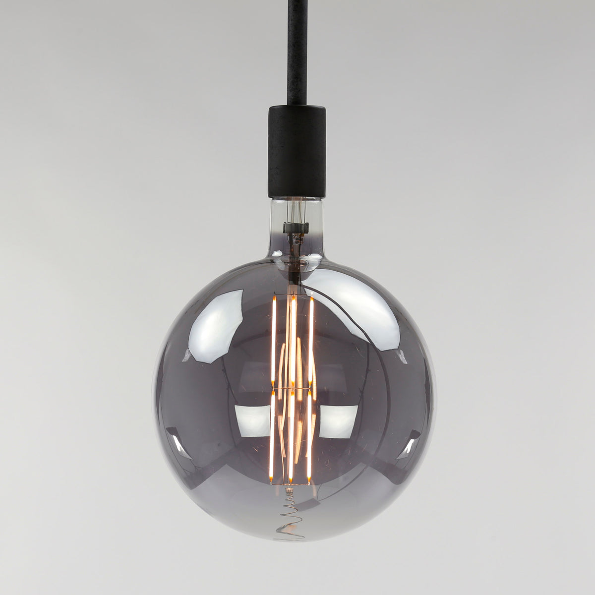 Se Stor rund LED pære i gråt glas ❤ Kæmpe udvalg i 3-nordic - Køb online på udsalg og tilbud lige nu ❤ Super billig fragt og lynhurtig levering - Varenummer: 3-nordic-1491 og barcode / Ean: på lager - Udsalg på Lamper - Pærer Store besparelser – op til 71% - Et af Danmarks største udvalg – 2.739+ brands