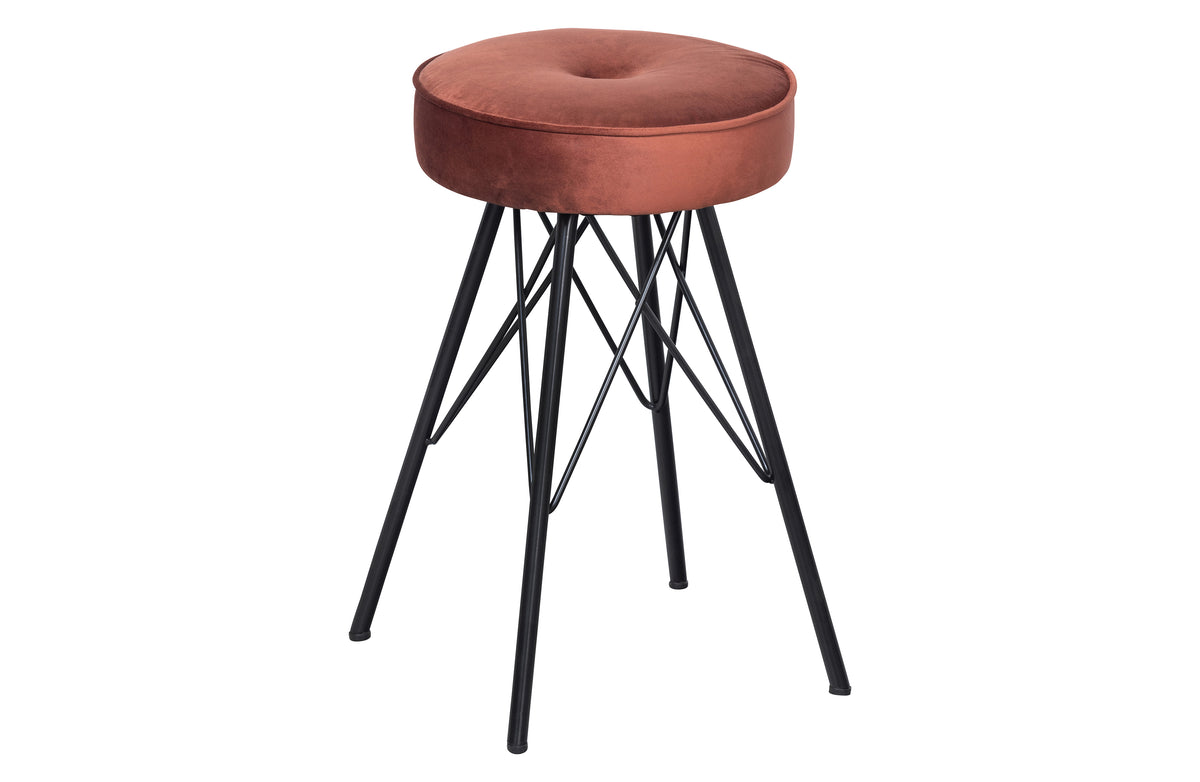 Se WOOOD Bella taburet, rund - mursten rød polyester fløjl og sort metal (Ø33) ❤ Kæmpe udvalg i WOOOD - Køb online på udsalg og tilbud lige nu ❤ Billig fragt og hurtig levering - Varenummer: Boboonline-98416 og barcode / Ean: 8714713143177 på lager - Udsalg på Møbler,Puffer og skamler,Skamler og taburetter,
Møbler,
Puffer og skamler,
Dagligstue,
Stole til stuen, Spar helt op til 79% - Find dine favoritter blandt 2.739 brands