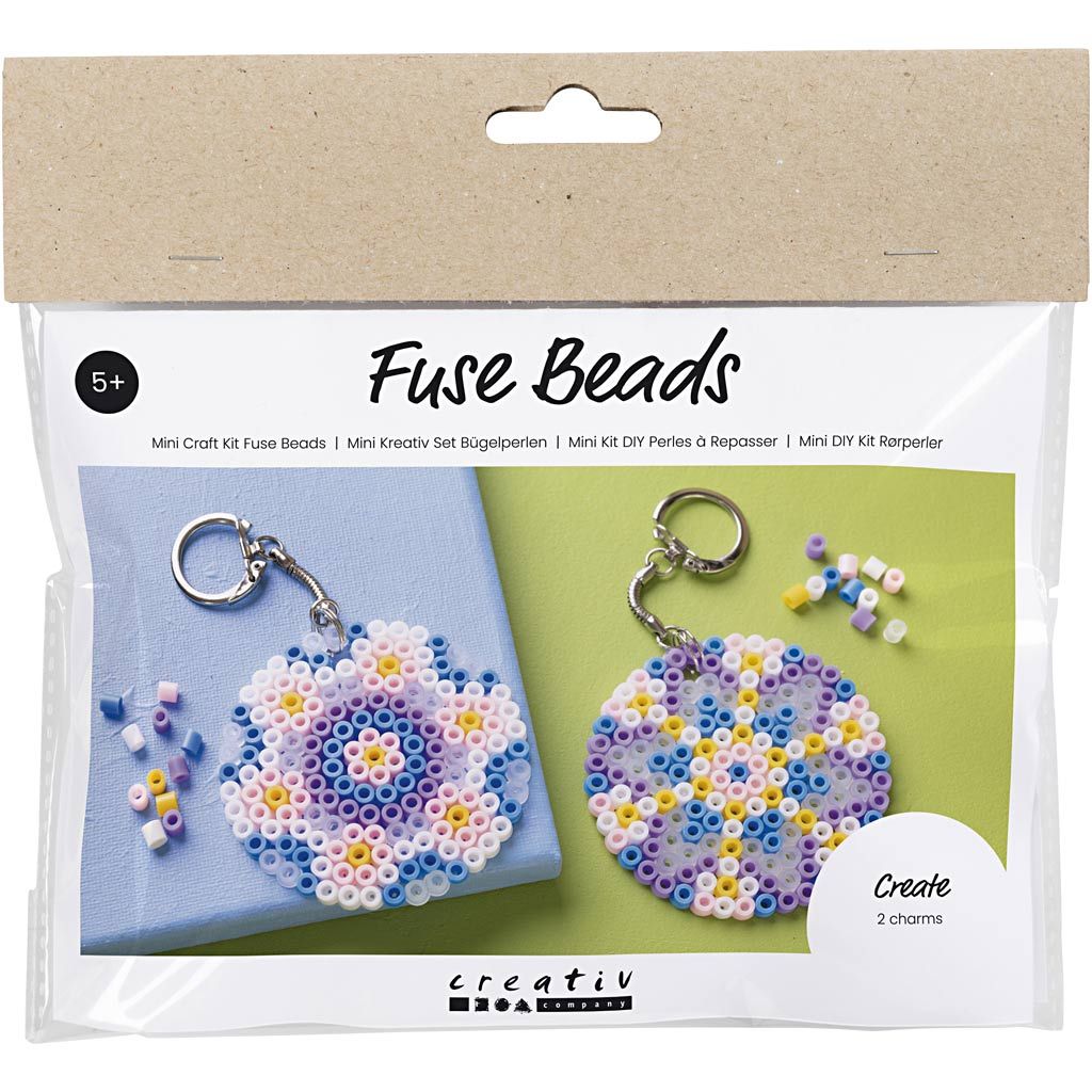 Mini DIY kit med rørperler til at lave to farverige nøgleringe fra Creativ Company