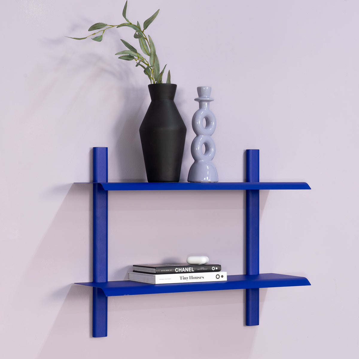 Se Repisa - Dobbelt væghylde i metal, 5 farver, bredde 60 cm. Koboltblå metal ❤ Kæmpe udvalg i 3-nordic - Køb online på udsalg og tilbud lige nu ❤ Billig fragt • Hurtig levering - Varenummer: 3-nordic-8806-7319 og barcode / Ean: på lager - Udsalg på Dagligstue - Hylder Op til 61% rabat - Find tilbud fra over 2.739 mærker