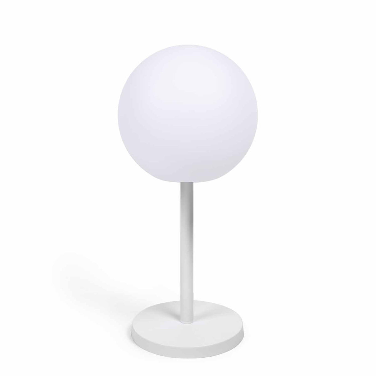 Se KAVE HOME Dinesh bordlampe, ledningsfri - hvid polyethylen og hvid stål (Ø30) ❤ Kæmpe udvalg i Kave Home - Køb online på udsalg og tilbud lige nu ❤ Hurtig levering til lave fragtpriser - Varenummer: Boboonline-71014 og barcode / Ean: 8433840729633 på lager - Udsalg på Interiør,Belysning,Lamper,Bordlamper,
Belysning,
Lamper,
Udendørsbelysning,
Dagligstue, Spar stort – op til 59% - Eksklusivt udsalg på over 2.739 brands