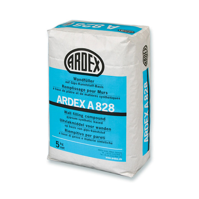 Stor spand med Ardex A 828 spartelmasse i pakningen på 12,5 kg