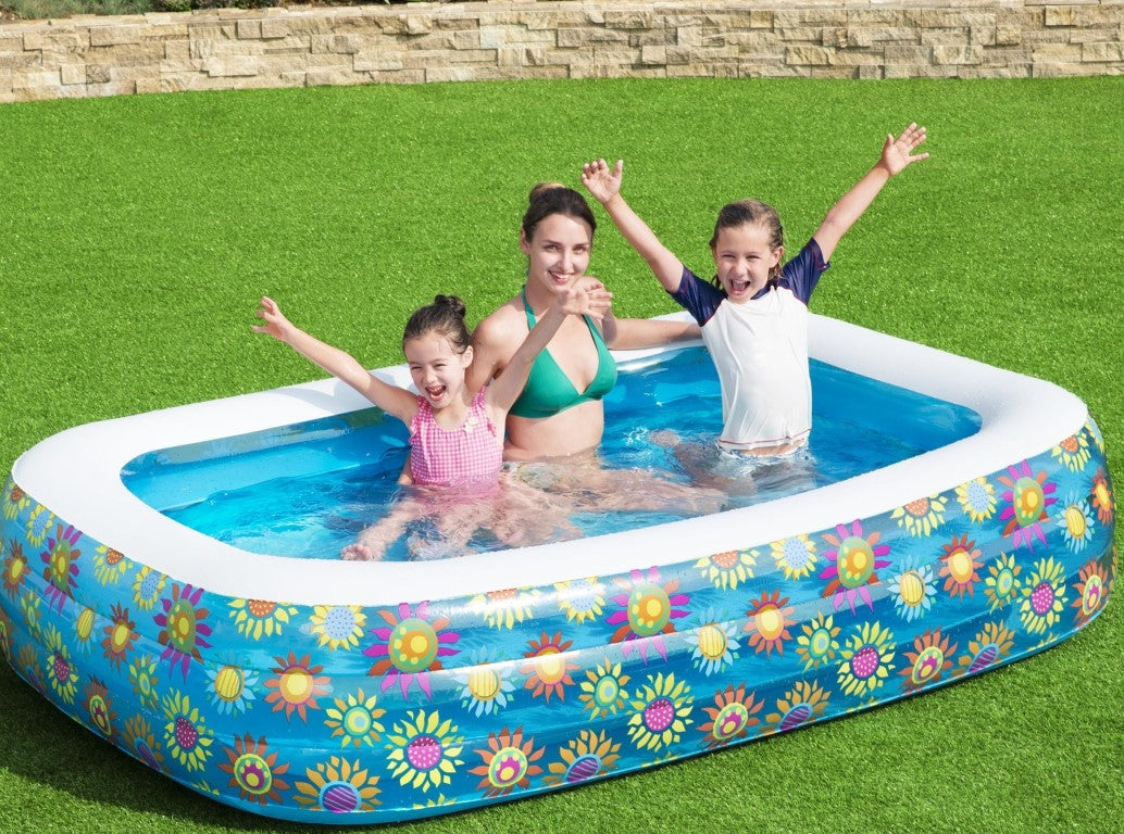 Se Badebassin 229 x 152 x 56 cm ''Happy Flora'' ✔ Kæmpe udvalg i Bestway - Køb online på udsalg og tilbud lige nu ✔ Super billig fragt og lynhurtig levering - Varenummer: MMAction-17854120 og 6942138968101 på lager - Udsalg på Badebassiner til haven Store besparelser – op til 77% - Store besparelser på over 2.281 mærker