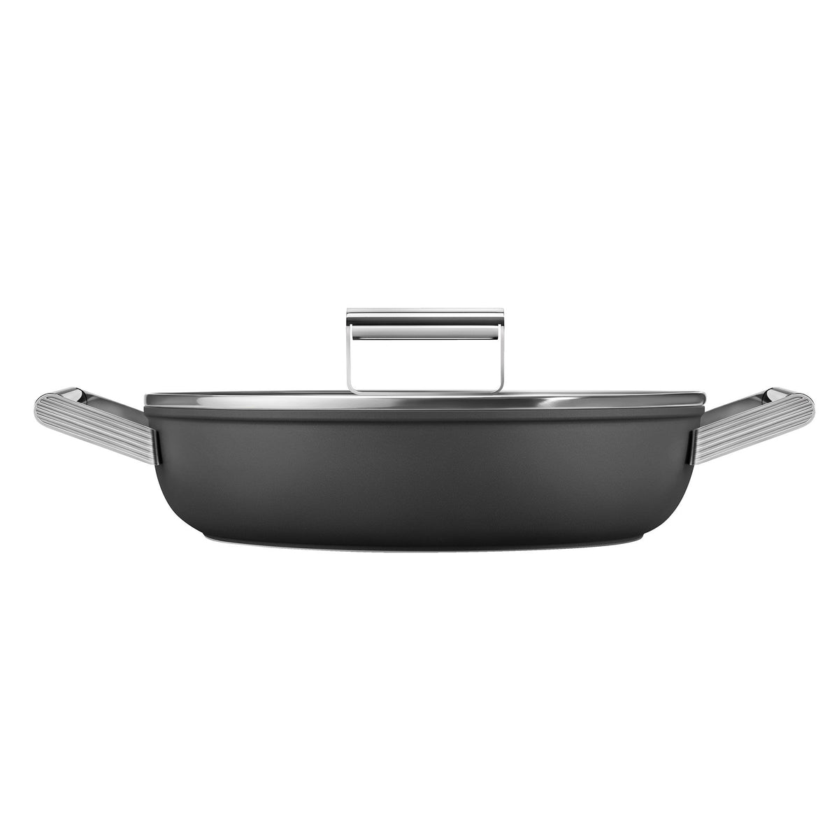 Smeg sauterpande i sort med en diameter på 28 cm
