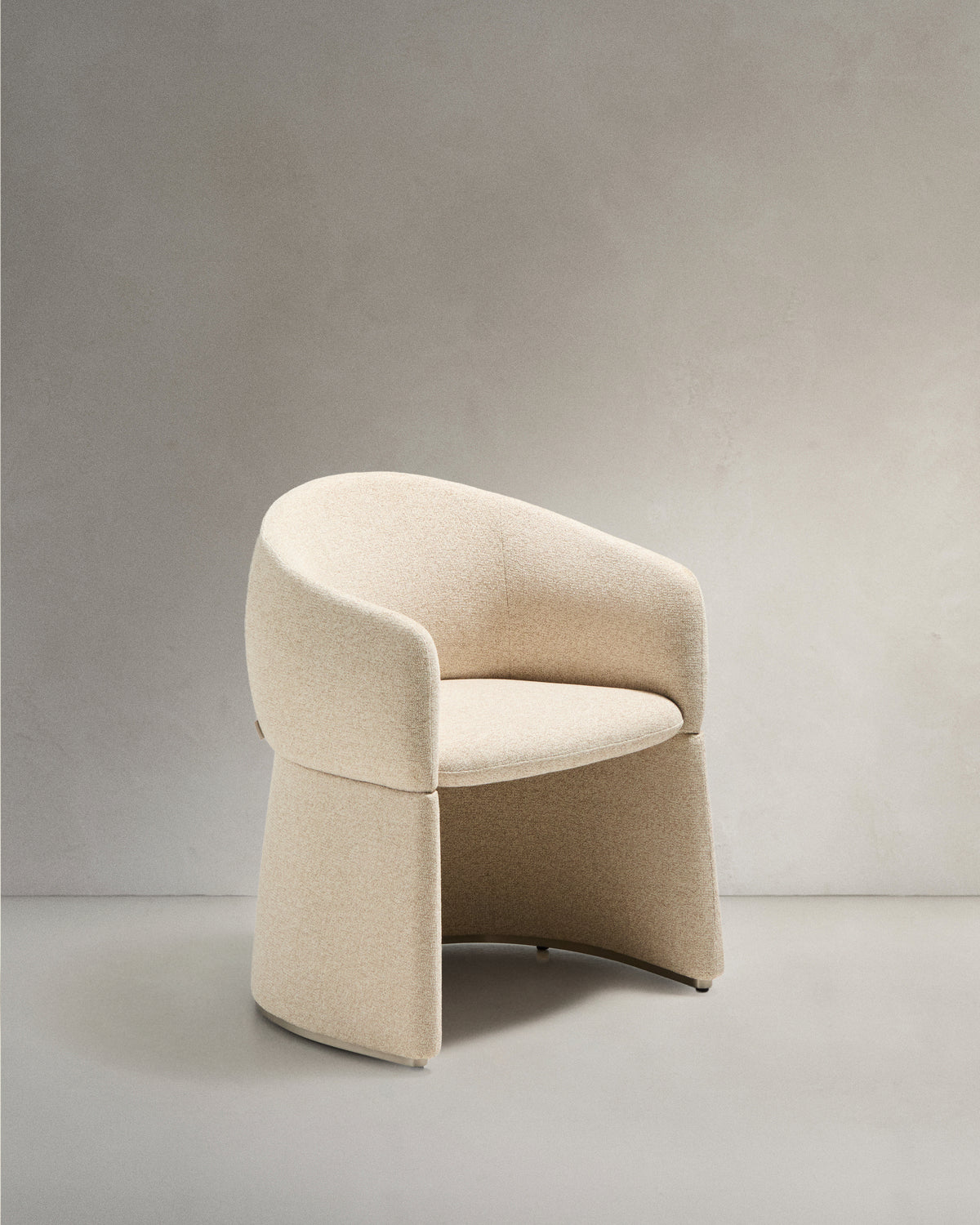 Se KAVE HOME Bosca lænestol, m. armlæn - beige chenille stof ❤ Kæmpe udvalg i Kave Home - Køb online på udsalg og tilbud lige nu ❤ Meget billig fragt og hurtig levering: 1 - 2 hverdage - Varenummer: Boboonline-123162 og barcode / Ean: 8447305042243 på lager - Udsalg på Møbler,Stole,Lænestole,
Møbler,
Stole,
Lænestole i stof,
Hvilestole,
Dagligstue, Spar op til 51% - Over 785 kendte brands på udsalg