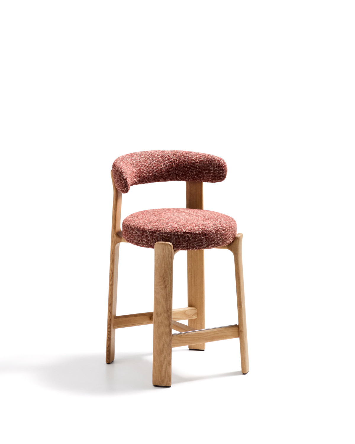 Kave Home Granit barstol med ryglæn og fodstøtte i terracotta chenille og natur asketræ