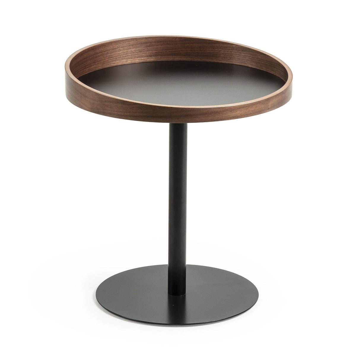 Se KAVE HOME Karlin sidebord - brun valnøddefinér og metal, rund (Ø46) ❤ Kæmpe udvalg i Kave Home - Køb online på udsalg og tilbud lige nu ❤ Billig fragt • Hurtig levering - Varenummer: Boboonline-32235 og barcode / Ean: 8433840474601 på lager - Udsalg på Møbler,Borde,Hjørneborde og sideborde,
Borde til stuen,
Dagligstue,
Borde,
Loungeborde, Få op til 69% i rabat - Shop udsalg fra mere end 1.798 mærker