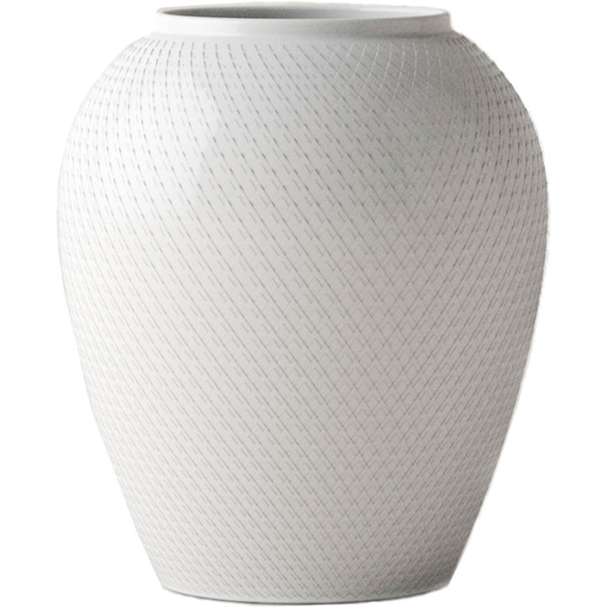 Lyngby Porcelæn Rhombe vase på 25 cm i kridhvidt porcelæn med relief
