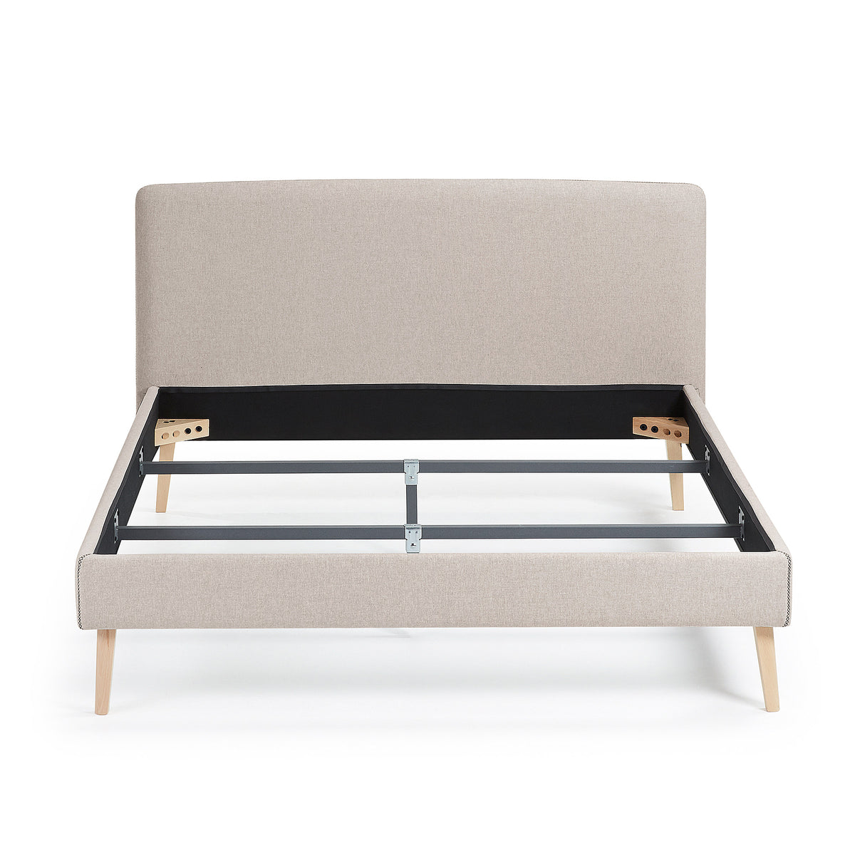 Se KAVE HOME Dyla sengebetræk - beige stof (til en 150x190cm sengeramme) ❤ Kæmpe udvalg i Kave Home - Køb online på udsalg og tilbud lige nu ❤ Meget billig fragt og hurtig levering: 1 - 2 hverdage - Varenummer: Boboonline-95989 og barcode / Ean: 8433840421056 på lager - Udsalg på Møbler,Senge og madrasser Spar op til 51% - Over 785 kendte brands på udsalg