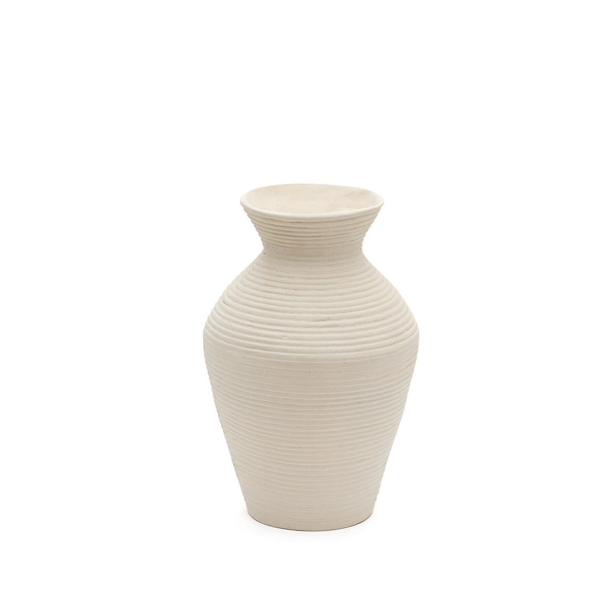 Se KAVE HOME Pria vase - hvid papmaché (H:51cm) ❤ Kæmpe udvalg i Kave Home - Køb online på udsalg og tilbud lige nu ❤ Meget billig fragt og hurtig levering: 1 - 2 hverdage - Varenummer: Boboonline-118019 og barcode / Ean: 8433840946276 på lager - Udsalg på Interiør,Dekoration,Skulpturer og pyntegenstande,
Interiør,
Dekoration,
Juli deals Spar op til 51% - Over 785 kendte brands på udsalg