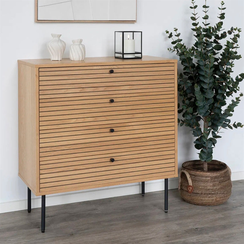 Wood by Nordic Lunara kommode i egefiner med naturlig glød
