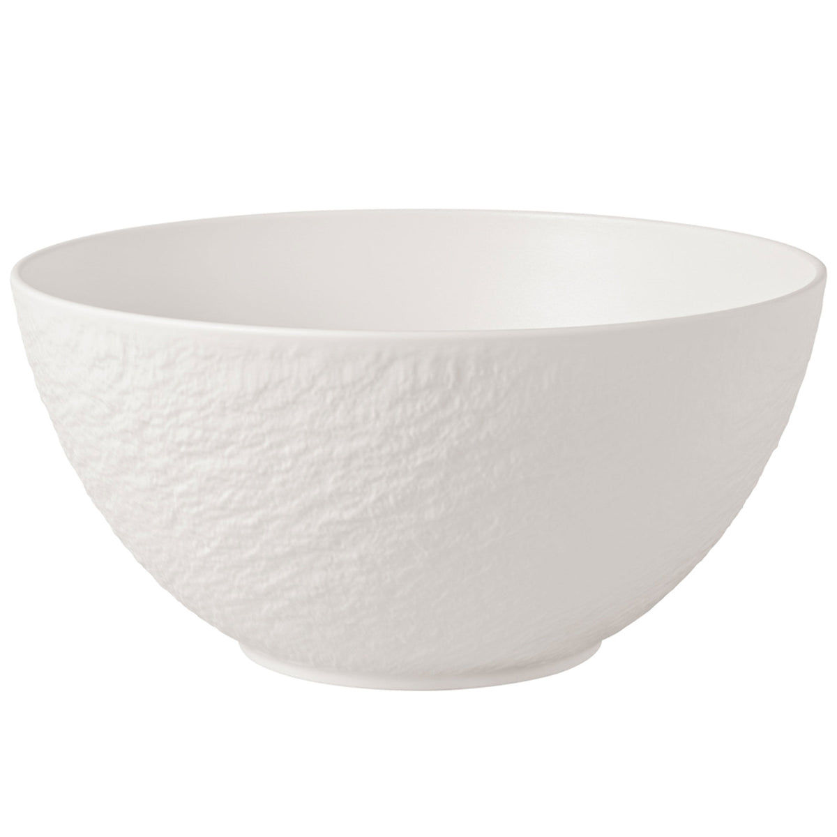 Hvid salatskål med mat overflade og skiferinspireret struktur fra Villeroy & Boch