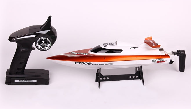 Fei Lun FT009 fjernstyret speedbåd med 2.4 GHz fjernbetjening