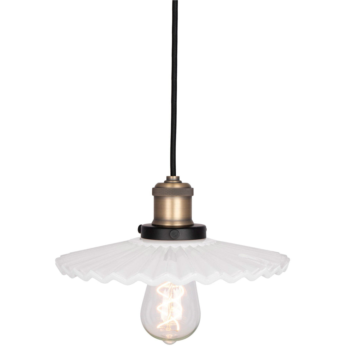 Hvid Globen Lighting Cobbler pendel i skomagerstil med plisseret glas og metaldetaljer