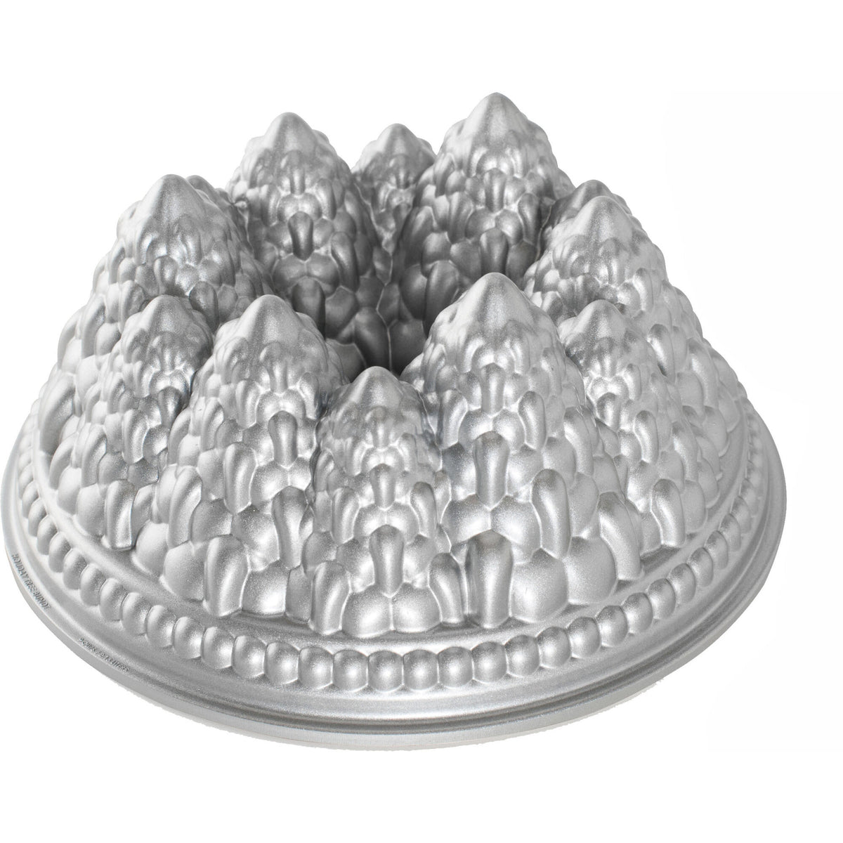 Nordic Ware Pine Forest bundt-bageform i støbt aluminium
