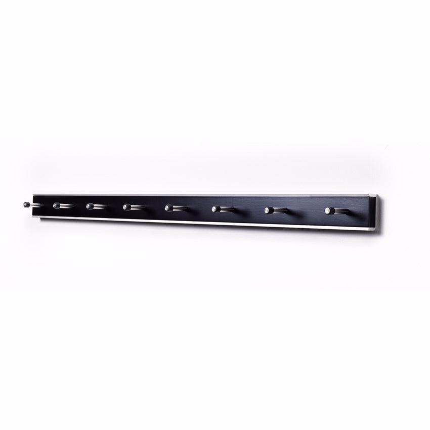 Sort knagerække med 8 knager fra Hoigaard, 98 cm bred