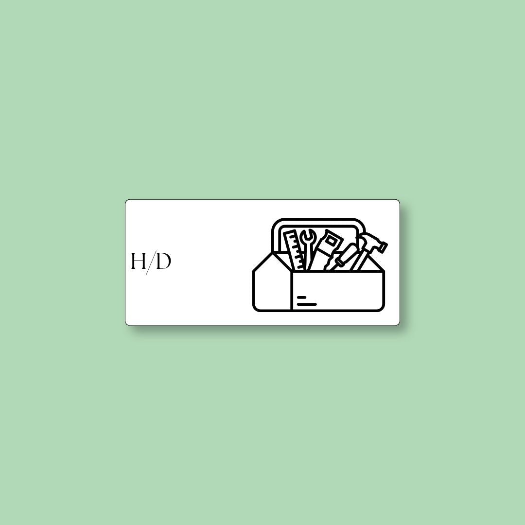 Hvid magnetisk ToDoodle skemabrik med motiv til faget H/D