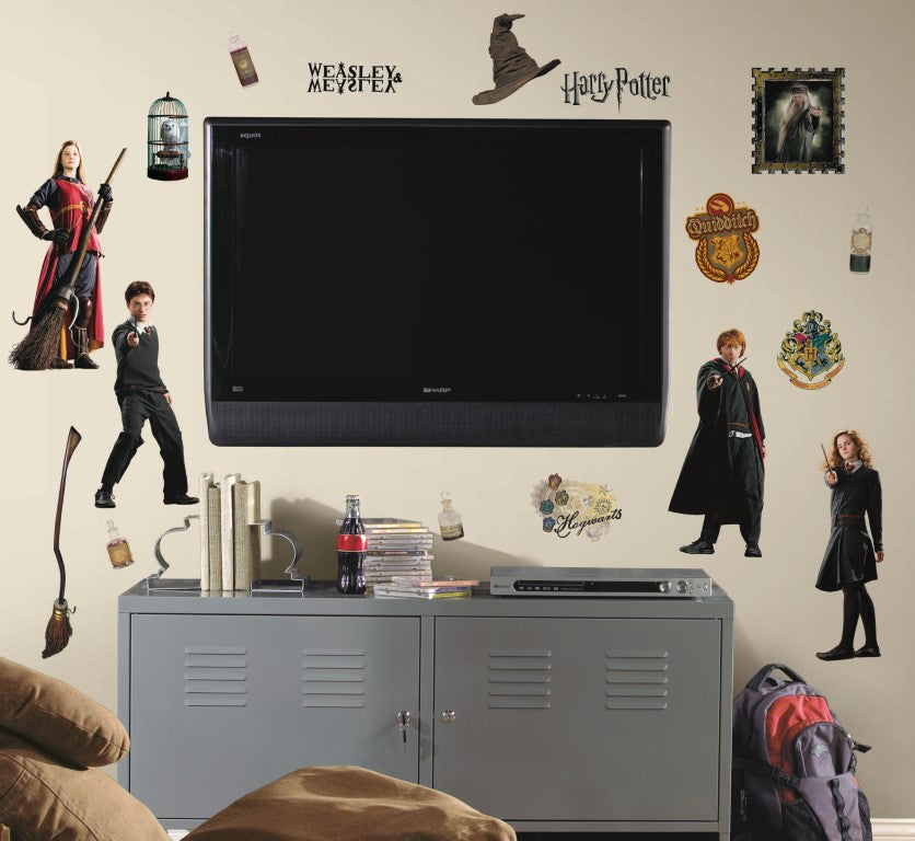 Se Harry Potter Wallstickers ✔ Kæmpe udvalg i Roommates - Køb online på udsalg og tilbud lige nu ✔ Hurtig levering til lave fragtpriser - Varenummer: MMAction-216014 og 34878271729 på lager - Udsalg på Wallstickers til børneværelset Spar helt op til 79% - Over 739 kendte mærker på udsalg