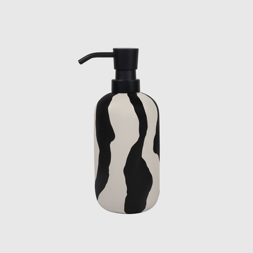 Se Mette Ditmer Icon Sæbedispenser høj ❤ Kæmpe udvalg i Mette Ditmer - Køb online på udsalg og tilbud lige nu ❤ Super billig fragt og lynhurtig levering - Varenummer: HomeFeeling-7993 og barcode / Ean: 5706241953727 på lager - Udsalg på Alt i køkkenting og borddækning - Alt til badeværelset - Køkkenindretning - Sæbedispenser og sæbeholder Op til 61% rabat - Mere end 1.329 populære mærker på udsalg