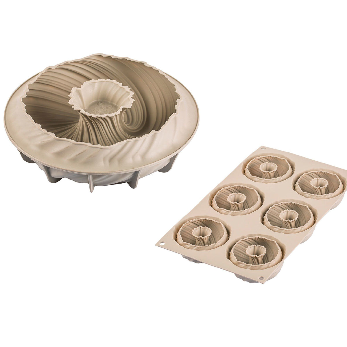 Silikomart Intreccio silikoneform på 23 cm og Mini Intreccio form til seks små kager