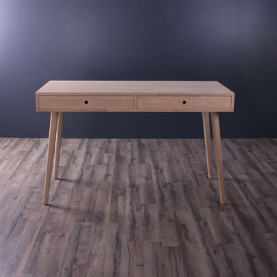 Se tilbud på Chicago skrivebord med 2 skuffer, eg 130 x 70 cm. Billigt udsalg! Hurtig levering: 1-2 hverdage. Varenummer: 3NDC-231-1837. Spar op til 67%.