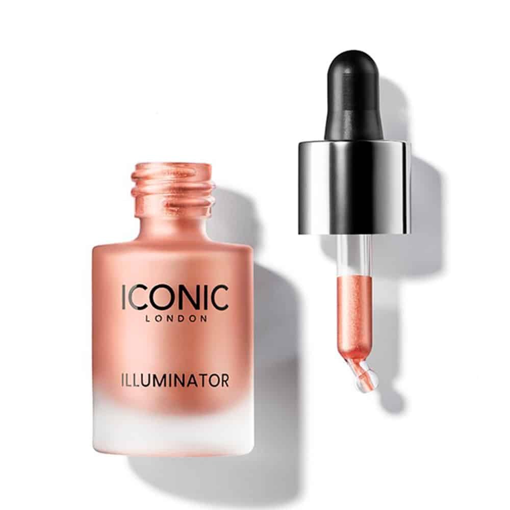 Iconic London Illuminator Blush i nuancen Peachy Rose Gold, flydende formel