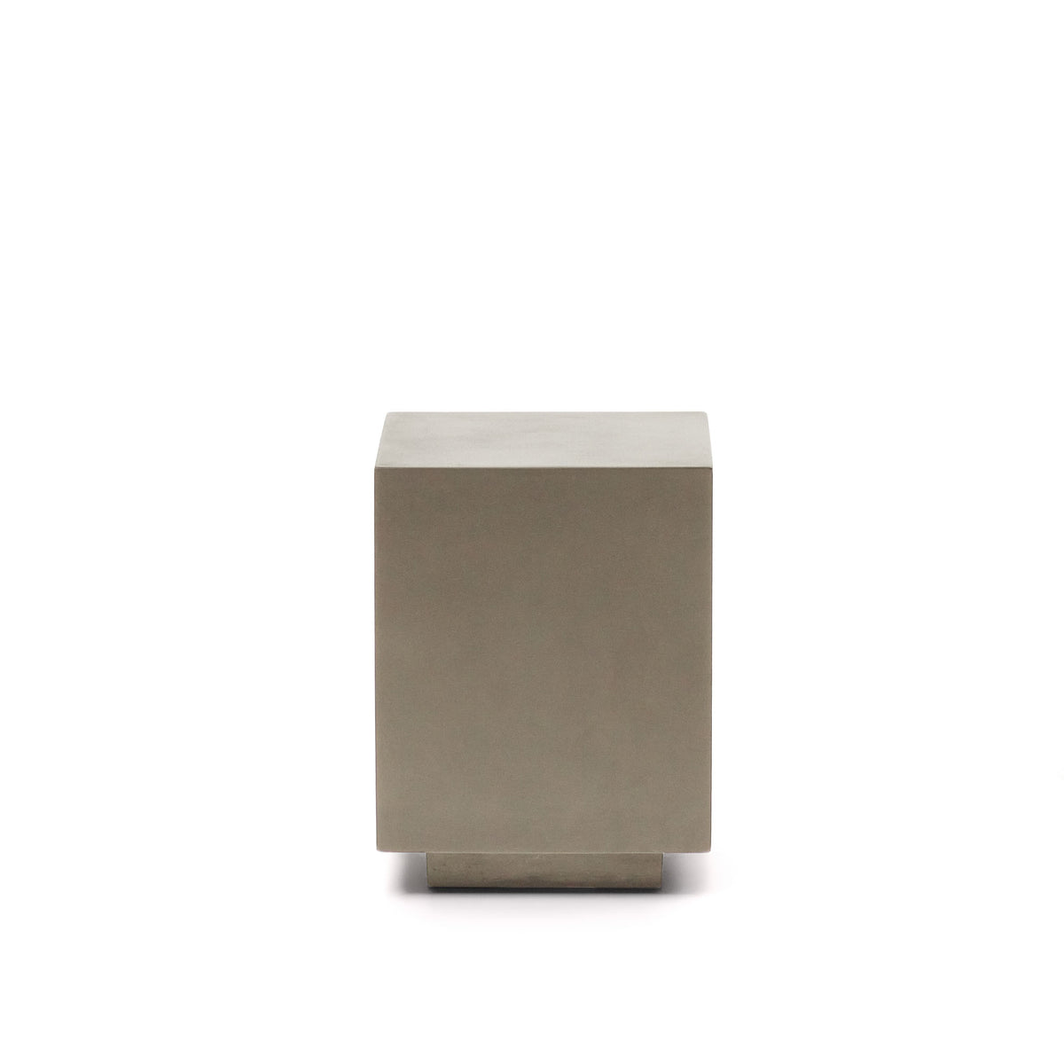 Se KAVE HOME Rustella udendørs sidebord, kvadratisk - grå cement 35x35) ❤ Kæmpe udvalg i Kave Home - Køb online på udsalg og tilbud lige nu ❤ Meget billig fragt og hurtig levering: 1 - 2 hverdage - Varenummer: Boboonline-110100 og barcode / Ean: 8433840811772 på lager - Udsalg på Udendørs møbler,Udendørs loungemøbler,
Møbler,
Udendørs møbler,
Udendørs loungeborde,
Terrasse og have, Spar op til 51% - Over 785 kendte brands på udsalg