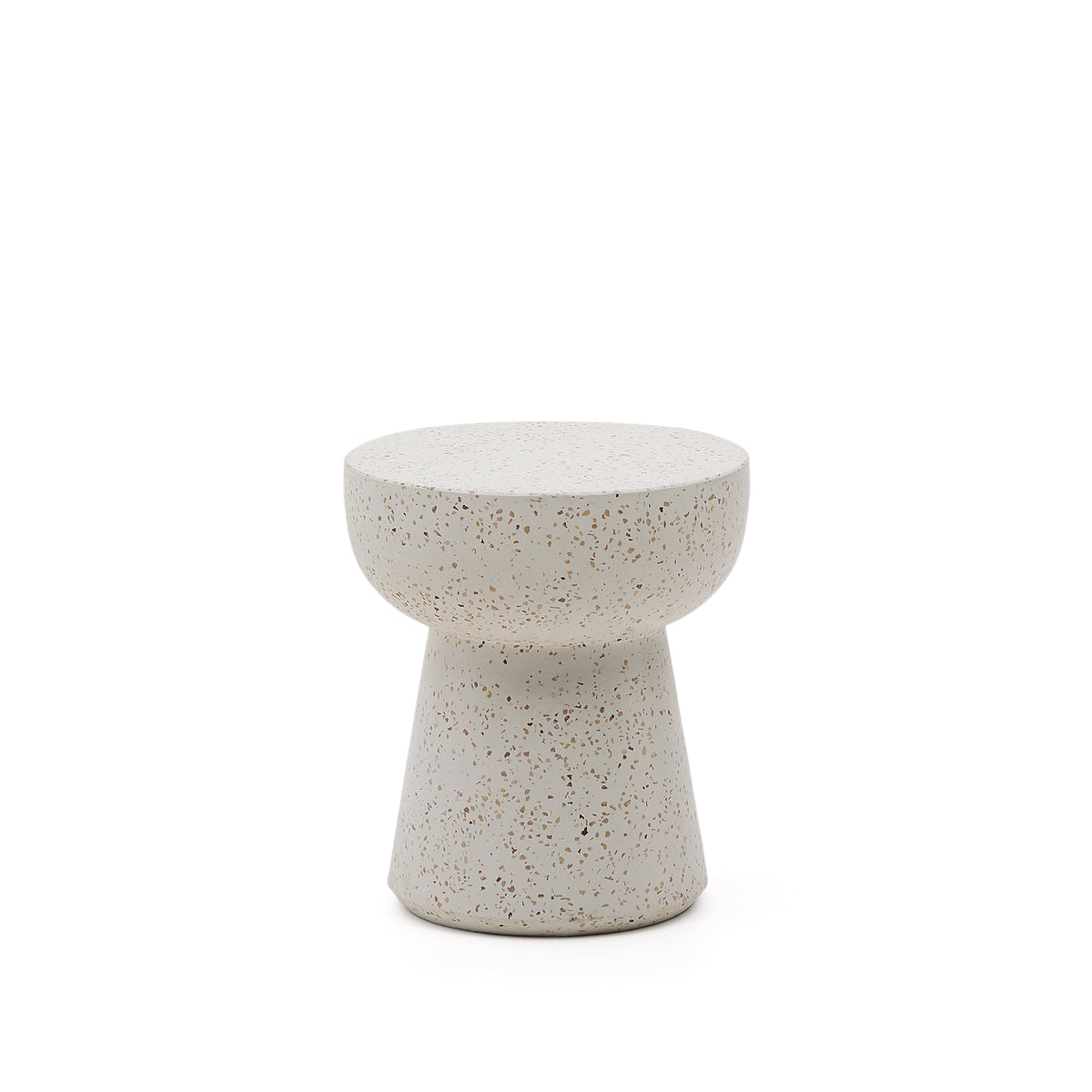 Rundt Pada udendørs sidebord fra Kave Home i hvid terrazzo cement