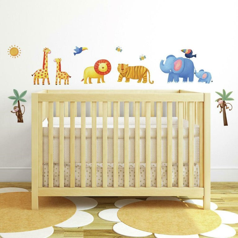 Se Jungle Eventyr Wallstickers ✔ Kæmpe udvalg i Roommates - Køb online på udsalg og tilbud lige nu ✔ Super billig fragt og lynhurtig levering - Varenummer: MMAction-216005 og 34878106700 på lager - Udsalg på Wallstickers til børneværelset Spar helt op til 57% - Find dine favoritter blandt 2.739 mærker
