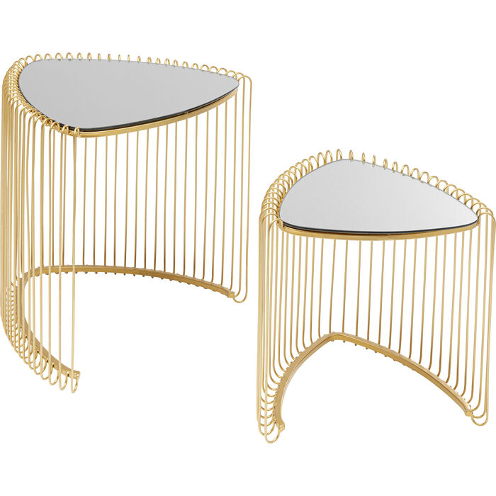 Se KARE DESIGN Wire Triangle Gold sidebord, trekantet - spejlglas og guld stål (sæt af 2) ❤ Kæmpe udvalg i Kare Design - Køb online på udsalg og tilbud lige nu ❤ Meget billig fragt og hurtig levering: 1 - 2 hverdage - Varenummer: Boboonline-81186 og barcode / Ean: 4025621864219 på lager - Udsalg på Møbler,Borde,Hjørneborde og sideborde,
Borde,
Glasborde,
Dagligstue,
Borde til stuen, Spar op til 51% - Over 785 kendte brands på udsalg
