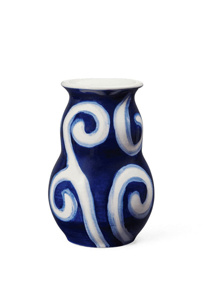 Se Kähler - Tulle Vase H13 cm blå ✔ Kæmpe udvalg i Kähler ✔ Hurtig levering: 1 - 2 Hverdage samt billig fragt - Varenummer: RKTK-K695012 og barcode / Ean: '5703779187211 på lager - Udsalg på Spar op til 66% - Over 1354 kendte brands på udsalg