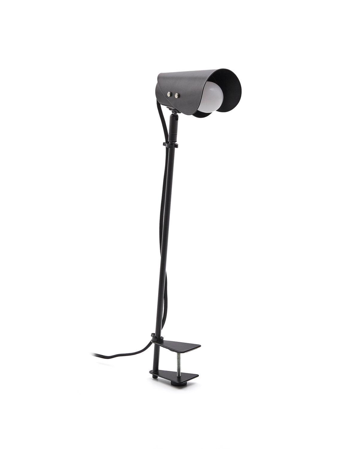 Se KAVE HOME Jula skrivebordslampe, m. klemme - sort metal ❤ Kæmpe udvalg i Kave Home - Køb online på udsalg og tilbud lige nu ❤ Meget billig fragt og hurtig levering: 1 - 2 hverdage - Varenummer: Boboonline-117762 og barcode / Ean: 8433840994796 på lager - Udsalg på Interiør,Belysning,Lamper,Bordlamper,
Interiør,
Belysning,
Lamper,
Skrivebordslamper, Spar op til 51% - Over 785 kendte brands på udsalg