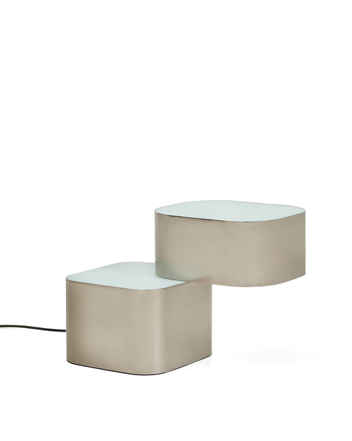 Kave Home Tanden bordlampe i grå metal med børstet finish