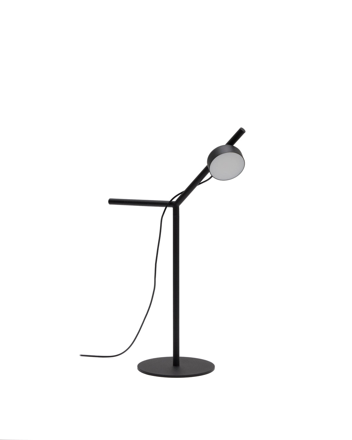 Se KAVE HOME Orey bordlampe med multi-position spotlight - sort metal ❤ Kæmpe udvalg i Kave Home - Køb online på udsalg og tilbud lige nu ❤ Meget billig fragt og hurtig levering: 1 - 2 hverdage - Varenummer: Boboonline-118009 og barcode / Ean: 8433840977256 på lager - Udsalg på Interiør,Belysning,Lamper,Bordlamper,
Interiør,
Belysning,
Lamper,
Dagligstue,
Lamper Spar op til 51% - Over 785 kendte brands på udsalg