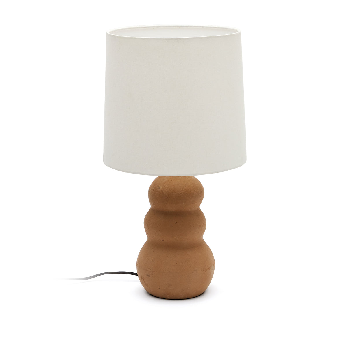 Se KAVE HOME Madsen bordlampe - terracotta med hvid skærm ❤ Kæmpe udvalg i Kave Home - Køb online på udsalg og tilbud lige nu ❤ Meget billig fragt og hurtig levering: 1 - 2 hverdage - Varenummer: Boboonline-109998 og barcode / Ean: 8433840868790 på lager - Udsalg på Interiør,Belysning,Lamper,Bordlamper,
Interiør,
Belysning,
Lamper,
Dagligstue,
Lamper Spar op til 51% - Over 785 kendte brands på udsalg
