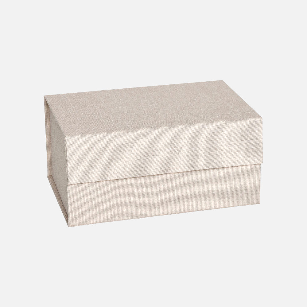 Se OYOY Living Design HAKO Storage box - Sand - A5 ❤ Kæmpe udvalg i OYOY Living Design - Køb online på udsalg og tilbud lige nu ❤ Billig fragt og hurtig levering - Varenummer: HomeFeeling-5320 og barcode / Ean: 5712195071622 på lager - Udsalg på Alt interiør - Opbevaring Få op til 69% i rabat - Find over 1.798 brands på udsalg