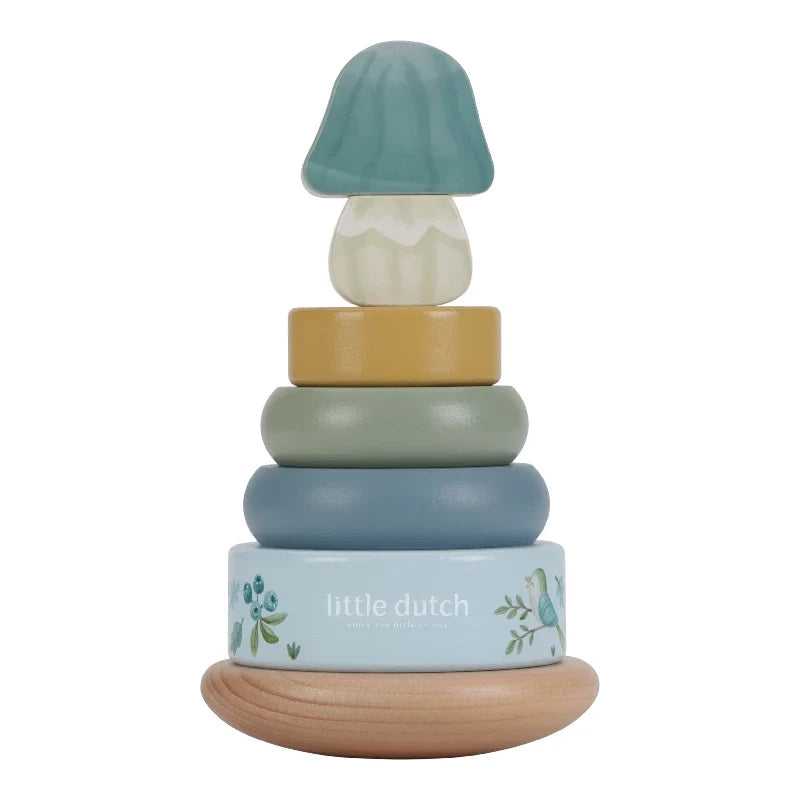 Little Dutch stableringe i træ med Forest Friends-tema på pyramide