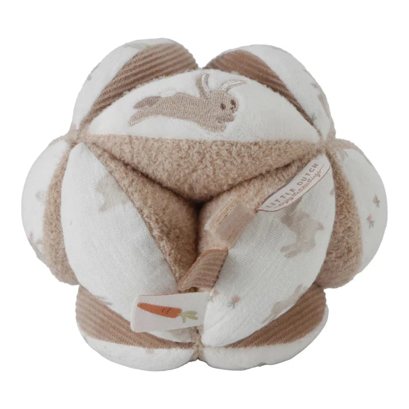 Little Dutch aktivitetsbold Baby Bunny, gribebold til babyer
