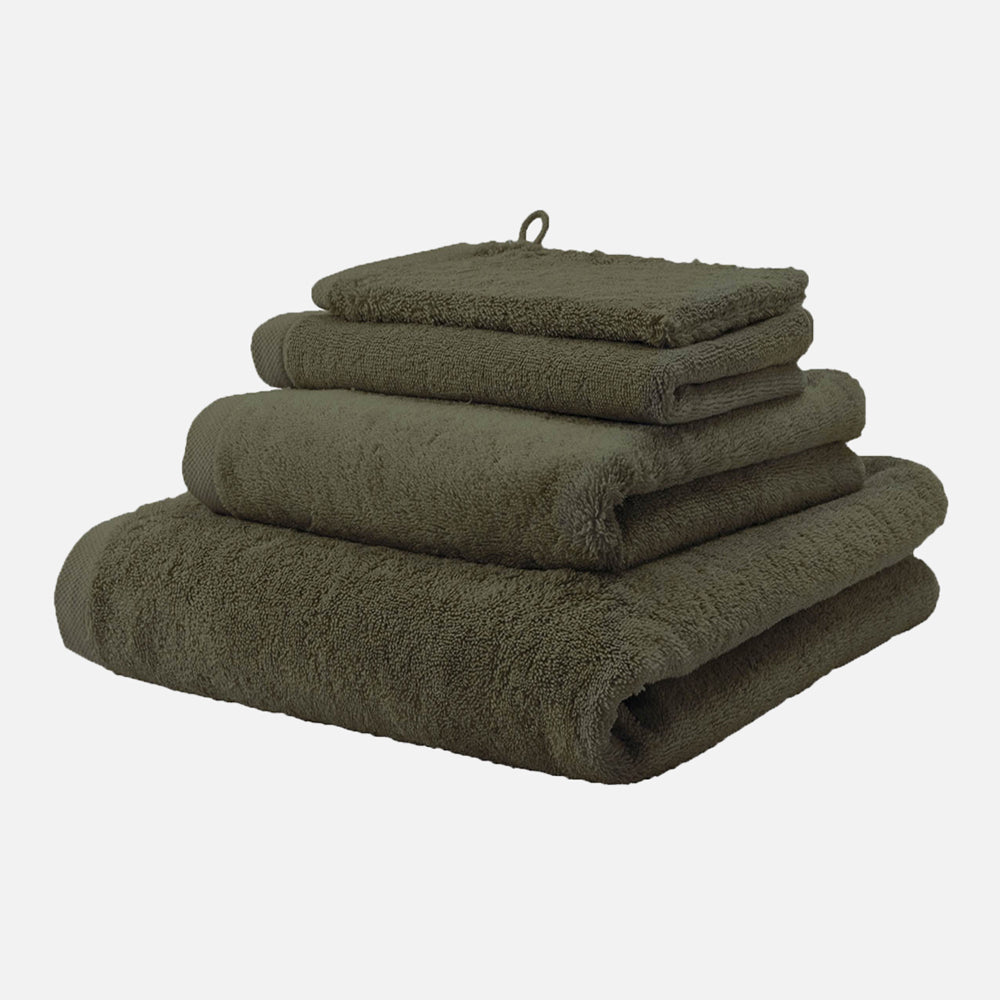 Se Aquanova LONDON Håndklæde egyptisk bomuld - Olive - 55x100 cm ❤ Kæmpe udvalg i Aquanova - Køb online på udsalg og tilbud lige nu ❤ Hurtig levering til lave fragtpriser - Varenummer: HomeFeeling-4595 og barcode / Ean: 5705764773843 på lager - Udsalg på Alt til badeværelset - Håndklæder Op til 63% rabat - Kendte mærker på udsalg – over 1.329 brands